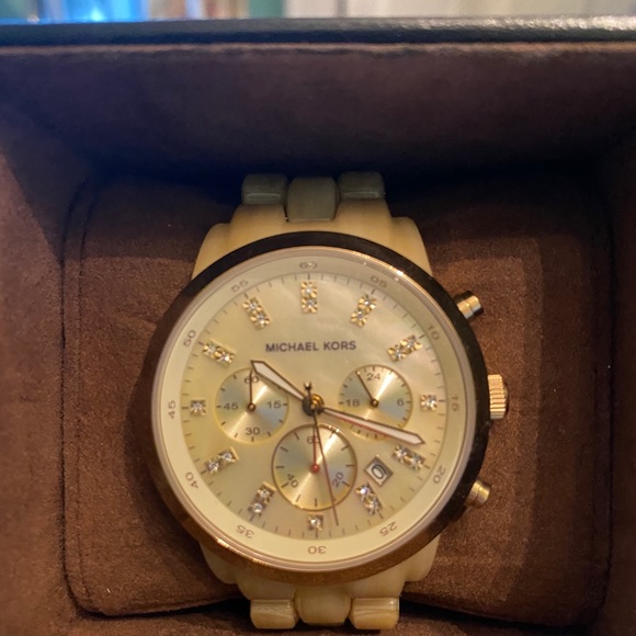 MICHAEL KORS HORN WATCH (RARE!!) - Picture 6 of 7